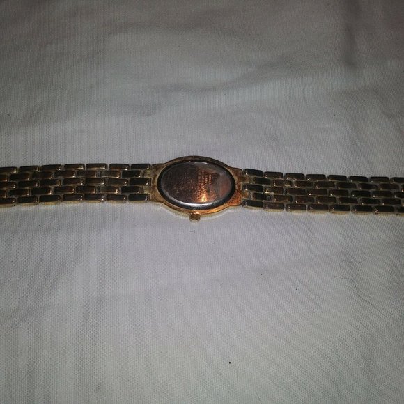 EJ LADIES OVAL FACE WRISTWATCH w/DIAMOND CHIPS CA 00587 - Picture 3 of 12